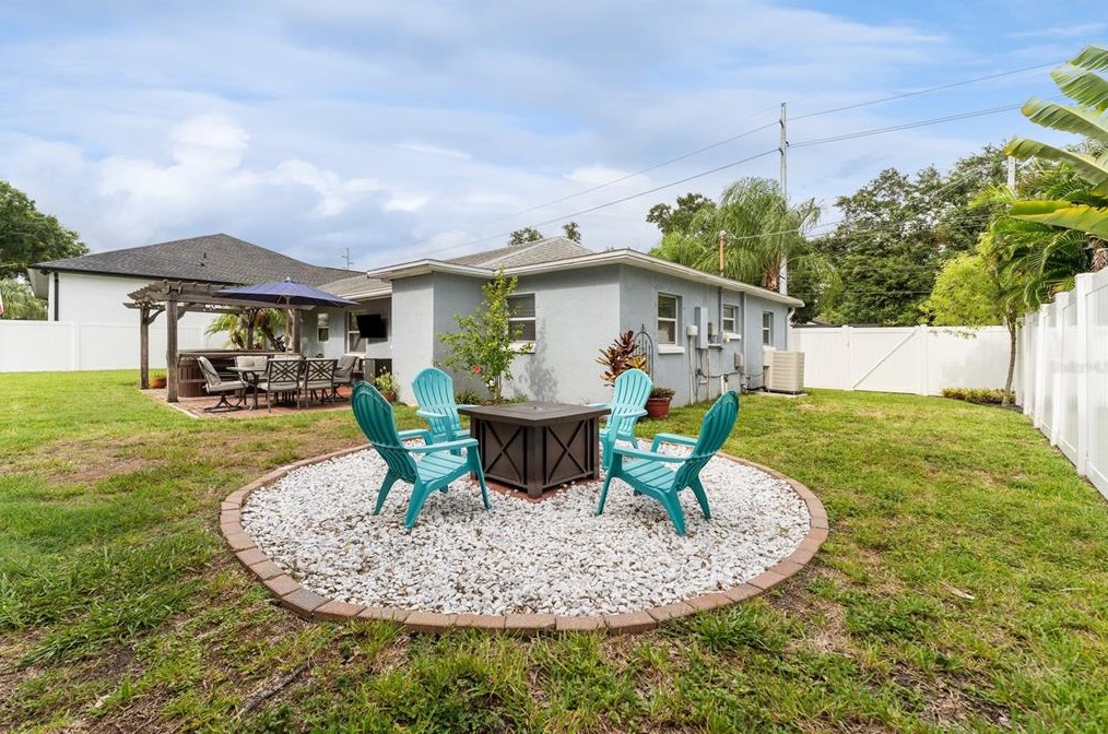 4309 Clark Ave, Tampa FL  33611-1305 exterior