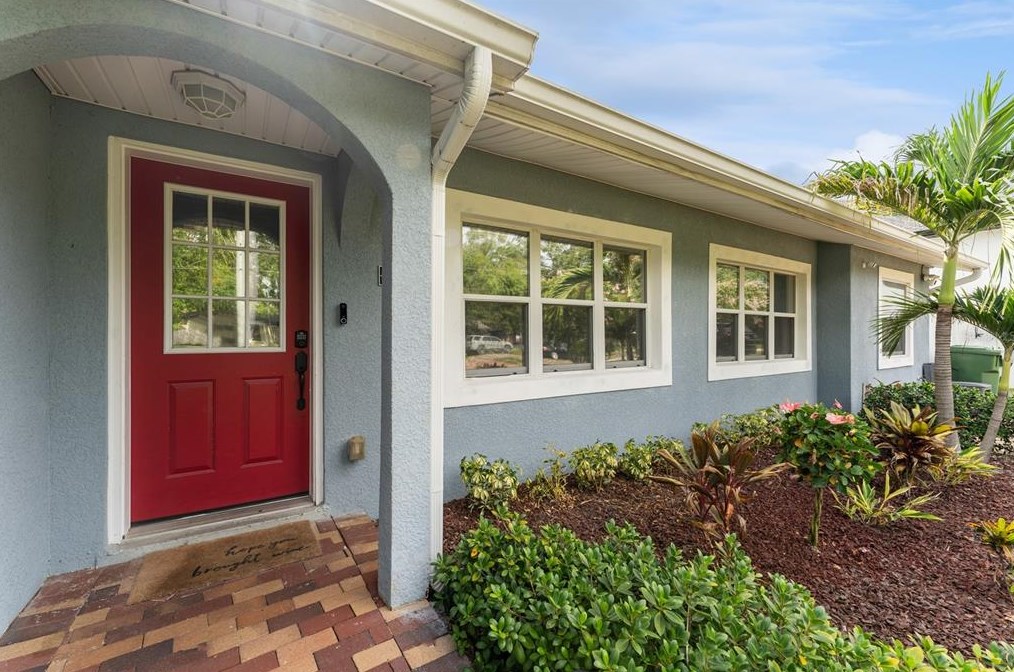 4309 Clark Ave, Tampa FL  33611-1305 exterior