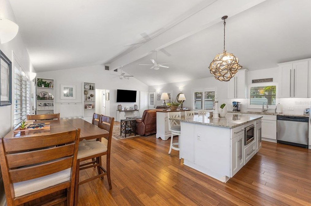 4309 Clark Ave, Tampa FL  33611-1305 exterior