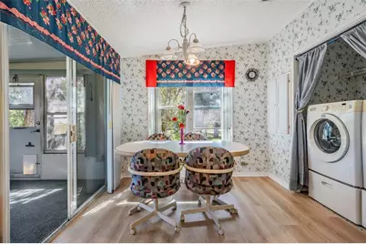 37700 Neukom Avenue, Zephyrhills, FL 33541 - Photo 9