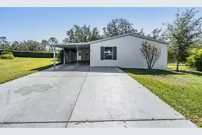 37700 Neukom Avenue, Zephyrhills, FL 33541 - Photo 11