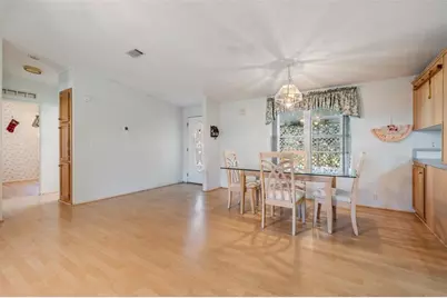 37700 Neukom Avenue, Zephyrhills, FL 33541 - Photo 3