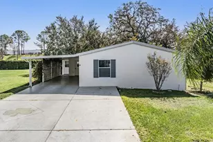 37700 Neukom Ave, Zephyrhills, FL 33541 - Photo 21