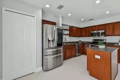17350 Garden Heath Court, Land O Lakes, FL 34638 - Photo 9