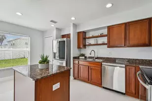 17350 Garden Heath Ct, Land O Lakes, FL 34638 - Photo 7