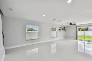 17350 Garden Heath Ct, Land O Lakes, FL 34638 - Photo 5