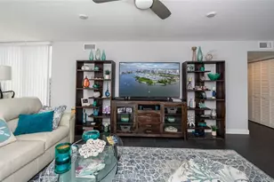 707 S Gulfstream Ave, Sarasota, FL 34236 - Photo 11