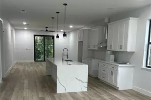 2122 Bird St, Tampa, FL 33604 - Photo 3