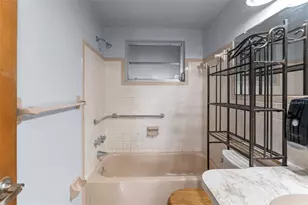 5851 Lanate Ave, New Port Richey, FL 34652 - Photo 19