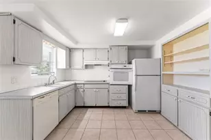 5851 Lanate Ave, New Port Richey, FL 34652 - Photo 13