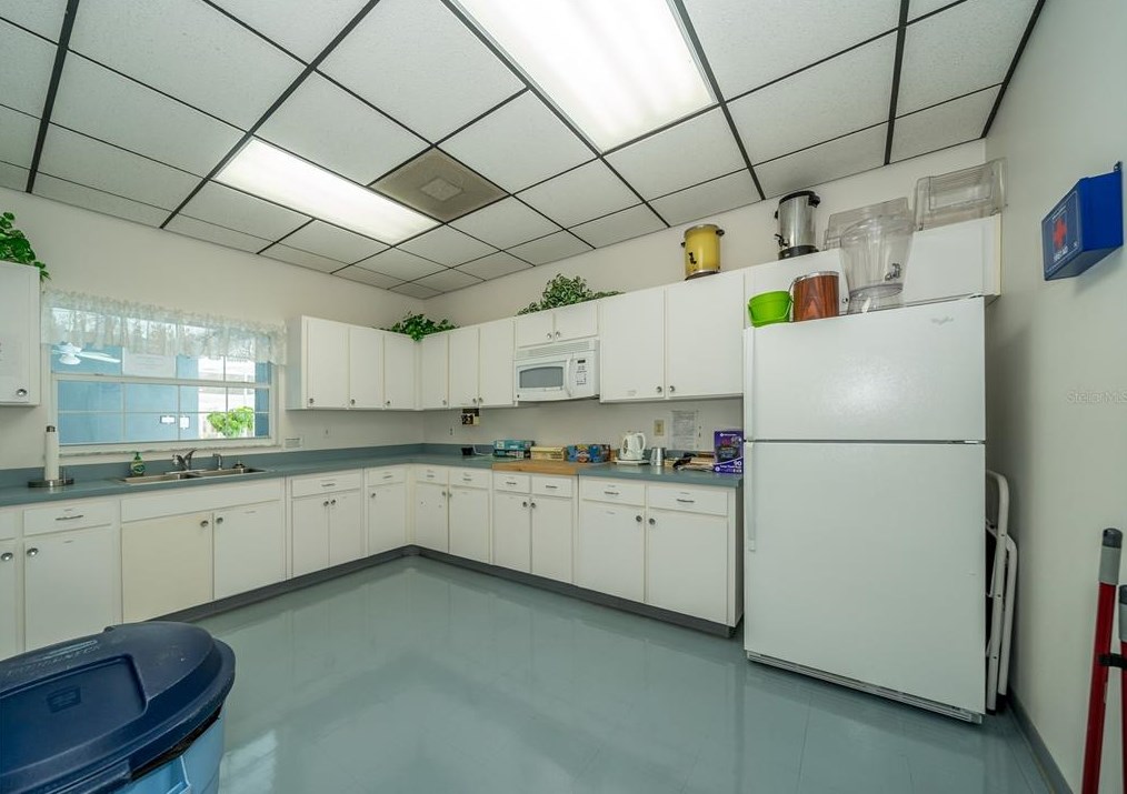 37425 Teaberry Loop, Zephyrhills FL  33542-7906 exterior