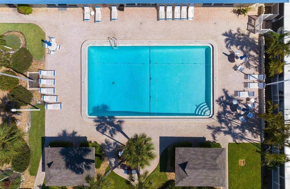 3804 Gulf Of Mexico Dr, Longboat Key FL  34228-2707 exterior