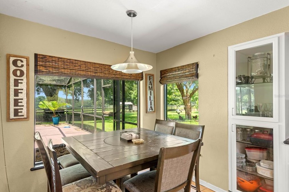 36634 Blanton Rd, Dade City FL  33523-6303 exterior