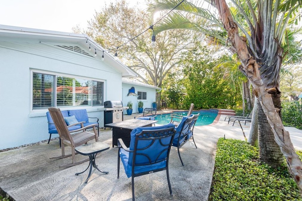 4915 Melrose Ave, Tampa FL 33629-5527 exterior