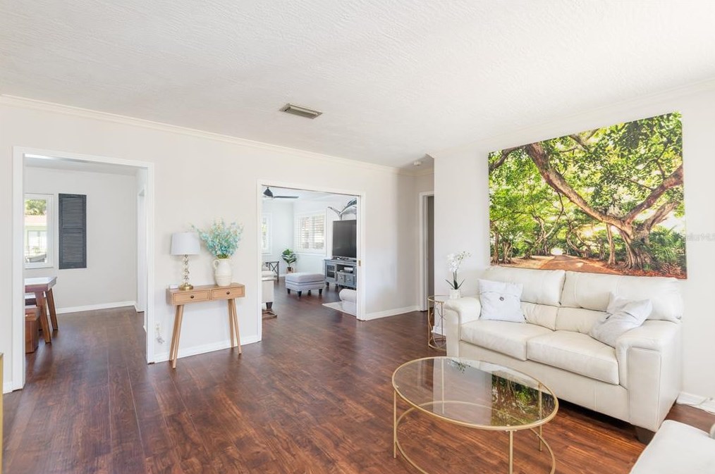 4915 Melrose Ave, Tampa FL 33629-5527 exterior