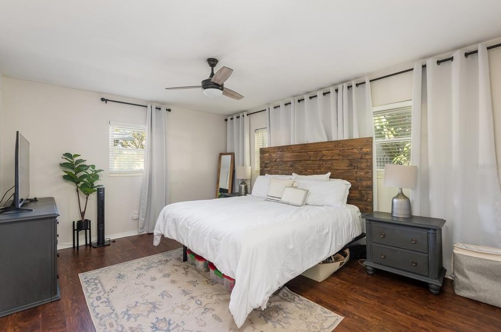 4915 Melrose Ave, Tampa FL 33629-5527 exterior