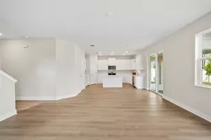 210 E Janette Ave, Tampa, FL 33603 - Photo 11