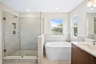 210 E Janette Ave, Tampa, FL 33603 - Photo 19