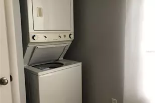 10425 La Mirage Ct, Tampa, FL 33615 - Photo 37