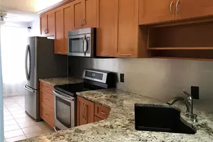 10425 La Mirage Ct, Tampa, FL 33615 - Photo 27