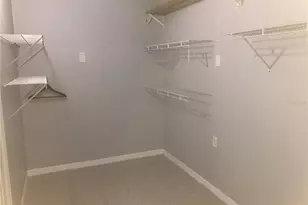 10425 La Mirage Ct, Tampa, FL 33615 - Photo 13