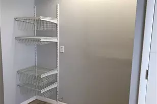 10425 La Mirage Ct, Tampa, FL 33615 - Photo 35