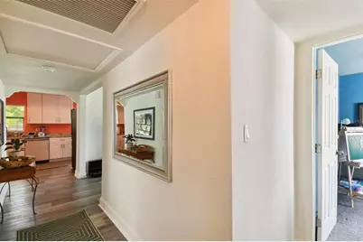 301 N Glen Avenue, Tampa, FL 33609 - Photo 29