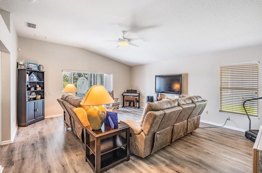 11314 Misty Isle Ln, Riverview FL 33579-9706 exterior