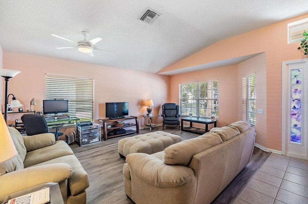 11314 Misty Isle Ln, Riverview FL 33579-9706 exterior