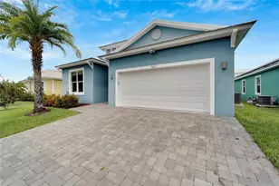 567 Bimini Bay Blvd, Apollo Beach, FL 33572 - Photo 5