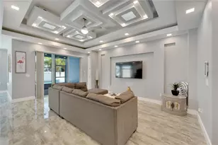 567 Bimini Bay Blvd, Apollo Beach, FL 33572 - Photo 11
