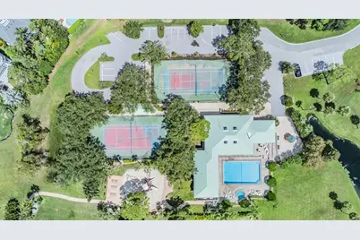 2118 Harbour Watch Drive, Tarpon Springs, FL 34689 - Photo 13