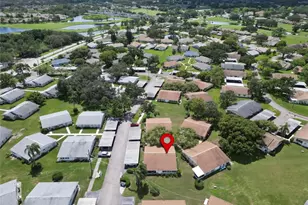 401 Dorchester Pl, Sun City Center, FL 33573 - Photo 39