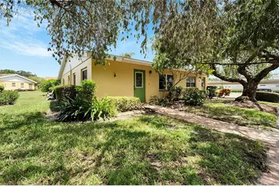 401 Dorchester Place #58, Sun City Center, FL 33573 - Photo 25