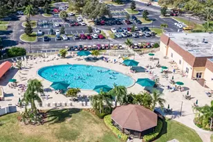 401 Dorchester Pl, Sun City Center, FL 33573 - Photo 51