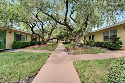 401 Dorchester Place #58, Sun City Center, FL 33573 - Photo 3