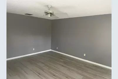 401 Dorchester Place #58, Sun City Center, FL 33573 - Photo 9