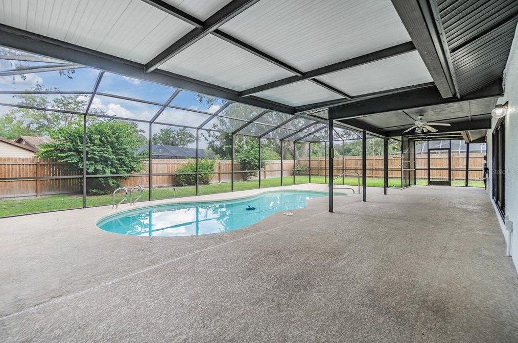 1014 Windsor Way, Lutz FL  33559-6737 exterior