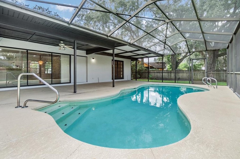 1014 Windsor Way, Lutz FL  33559-6737 exterior