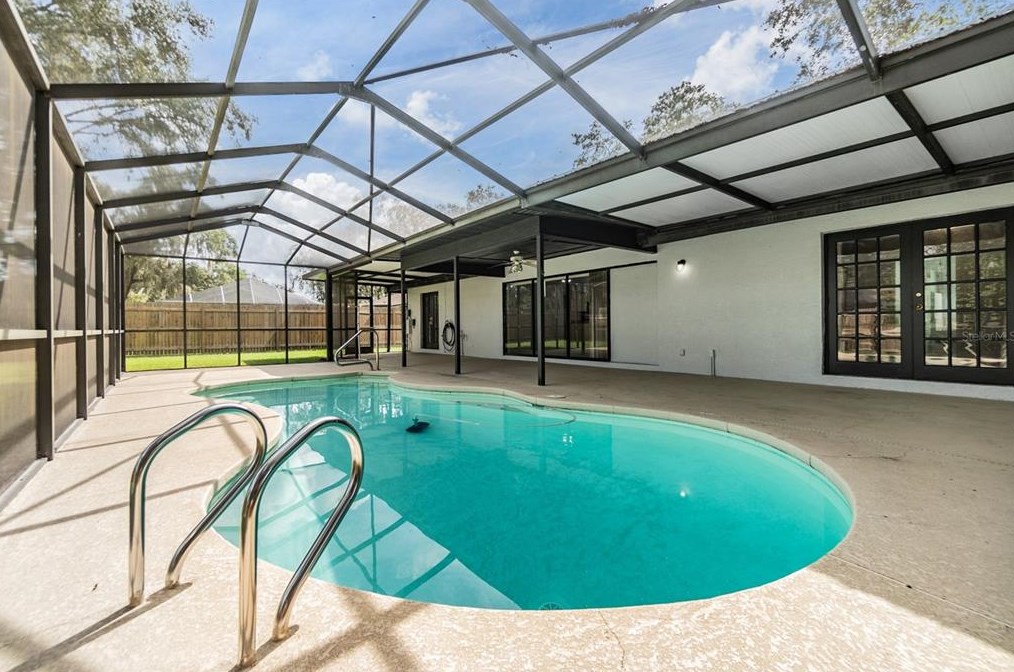 1014 Windsor Way, Lutz FL  33559-6737 exterior