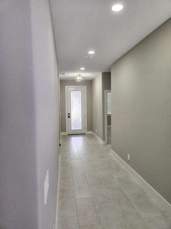 10007 Ojus Dr, Tampa FL 33617-3931 exterior