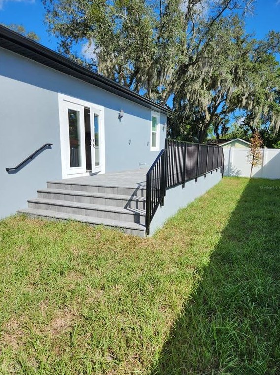 10007 Ojus Dr, Tampa FL 33617-3931 exterior