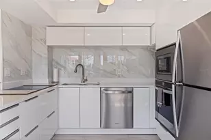 6145 Sun Blvd, Saint Petersburg, FL 33715 - Photo 17