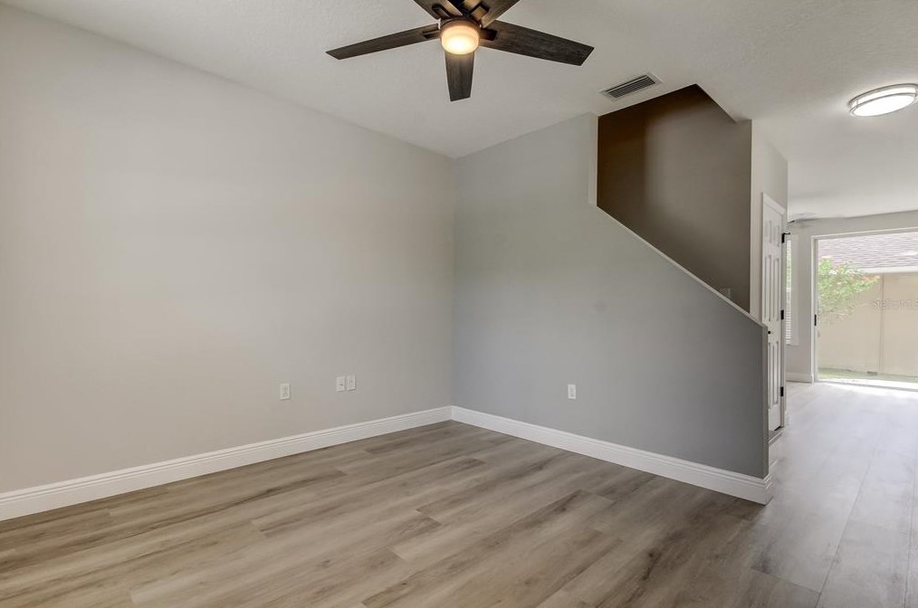 9810 New Parke Rd, Tampa FL  33626-5127 exterior