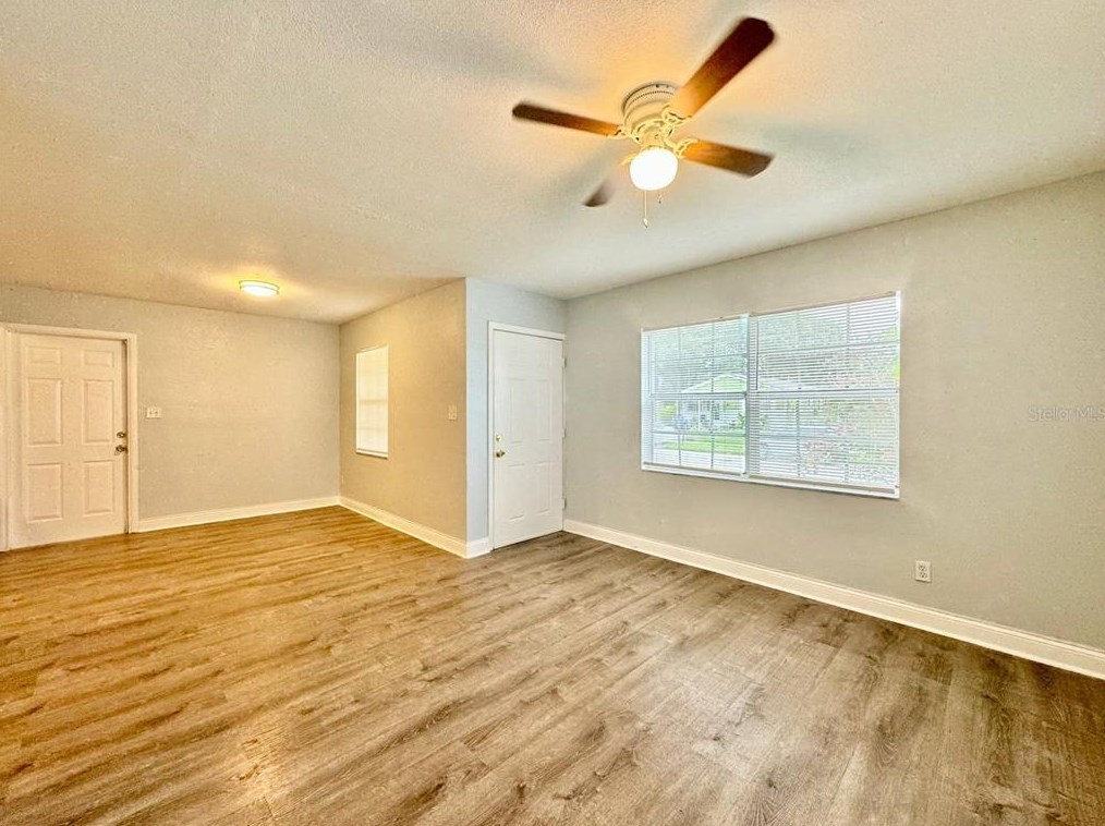 1908 Chestnut St, Tampa FL  33607-4312 exterior