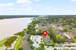 10100 Sailwinds Blvd N, Largo, FL 33773 - Photo 1