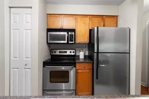 10100 Sailwinds Blvd N, Largo, FL 33773 - Photo 5
