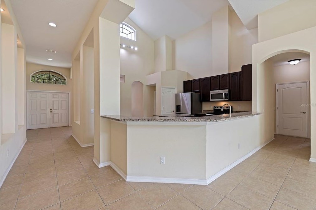 10831 Breaking Rocks Dr, Tampa FL 33647-3585 exterior