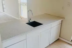 5050 74th St N, Saint Petersburg, FL 33709 - Photo 5