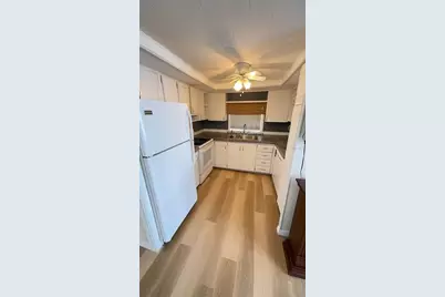 4851 W Gandy Boulevard #B11L35, Tampa, FL 33611 - Photo 7